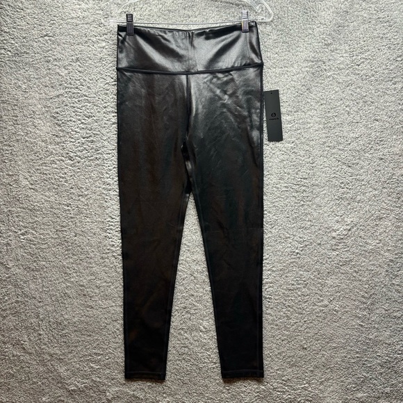 Mono b Faux Leather Leggings Women Sz Medium Black Stretch High Waisted NWT - Picture 2 of 9